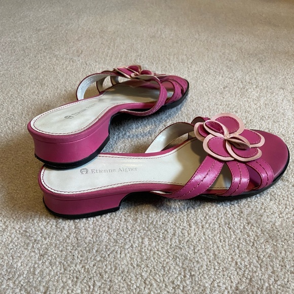 Two Tone Pink Floral Slides - Picture 5 of 5